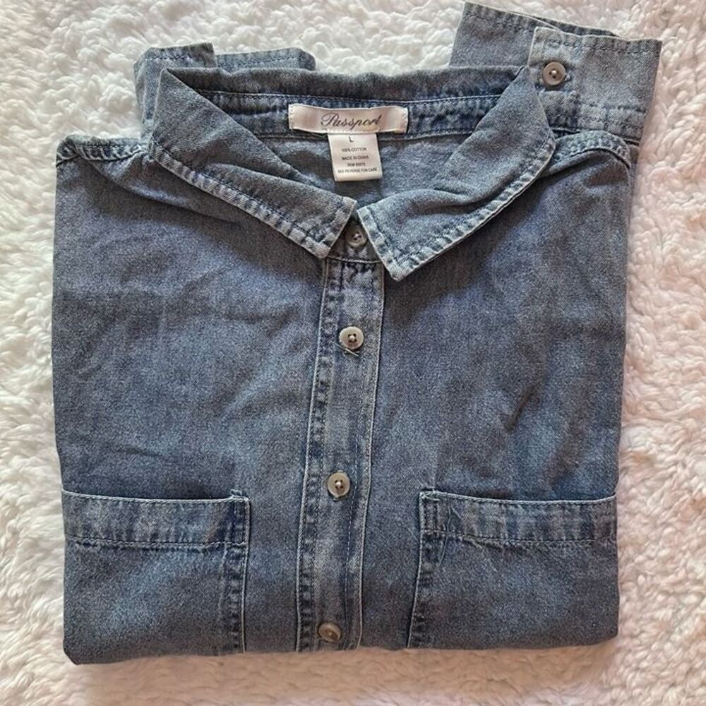 Passport Light Wash Denim Button Down Shirt Size L